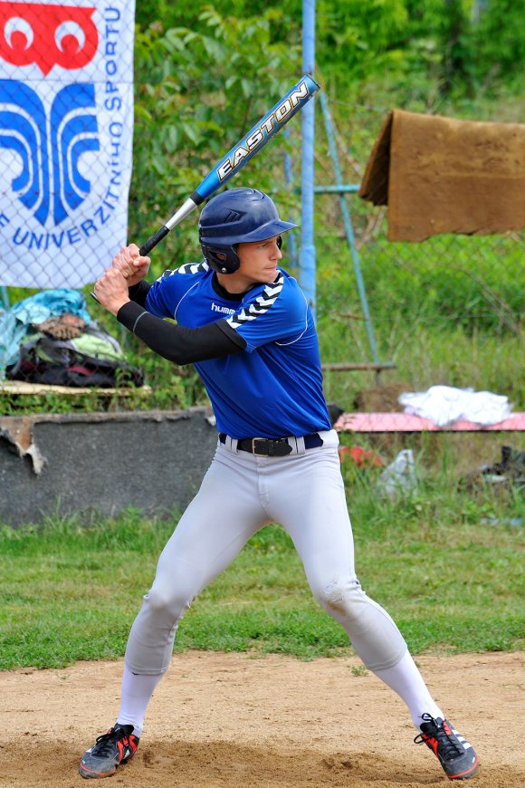 w_softbal023